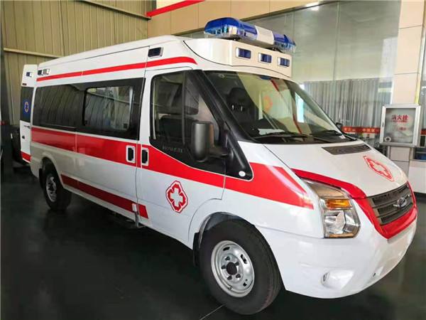 中方县福特V362救护车